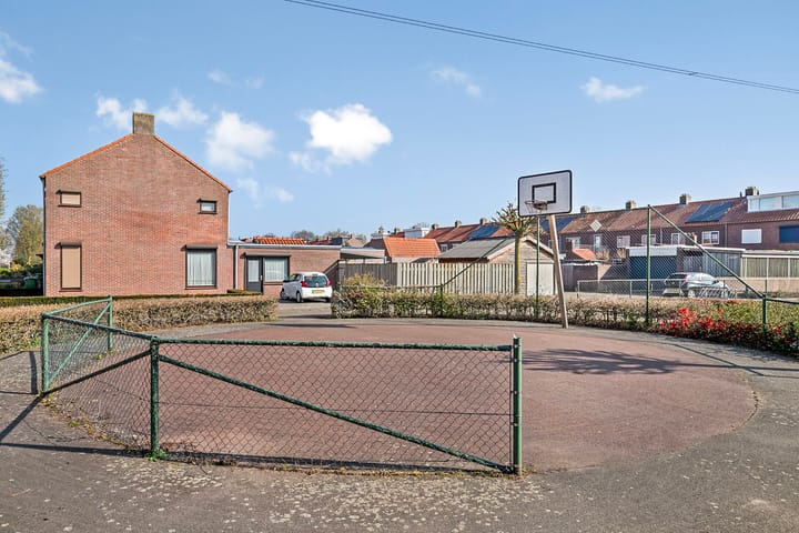 Foto 30 van Prof. Titus Brandsmastraat 9