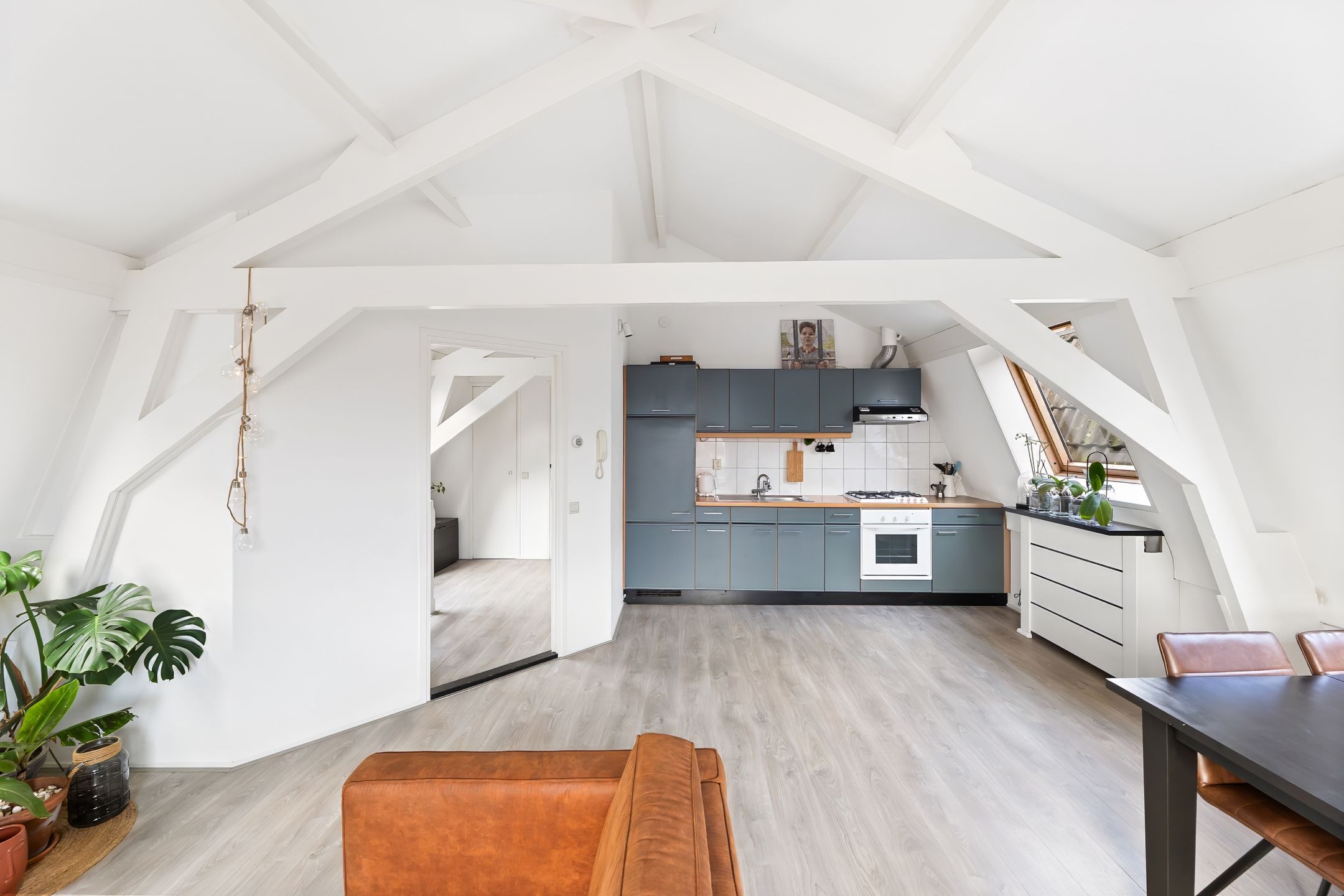 Foto 9 van Van Dishoeckstraat 51