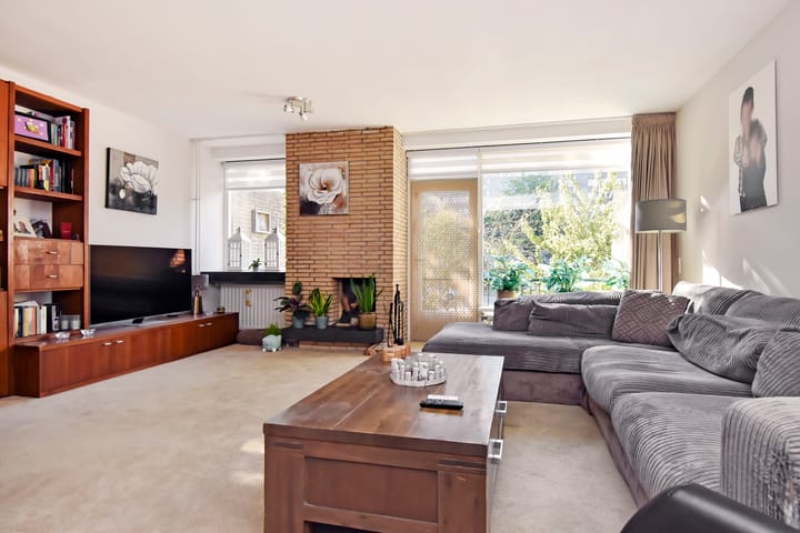 Foto 10 van Aart van der Leeuwlaan 233