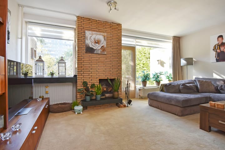 Foto 11 van Aart van der Leeuwlaan 233