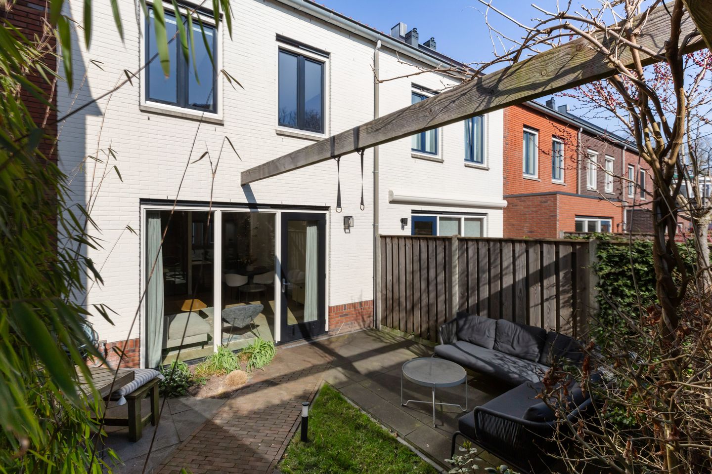 Foto 20 van Hogewalstraat 18-1