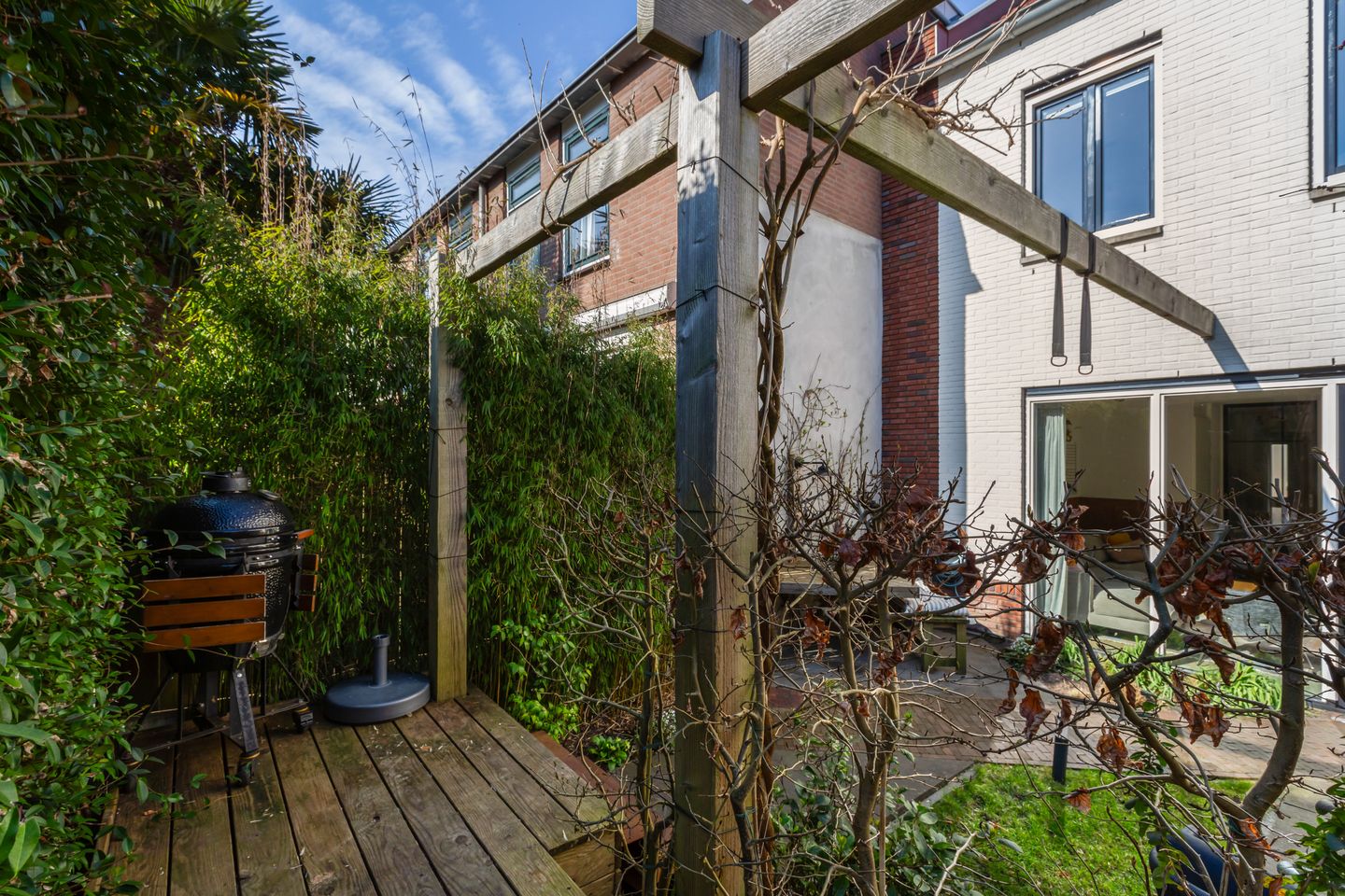 Foto 25 van Hogewalstraat 18-1