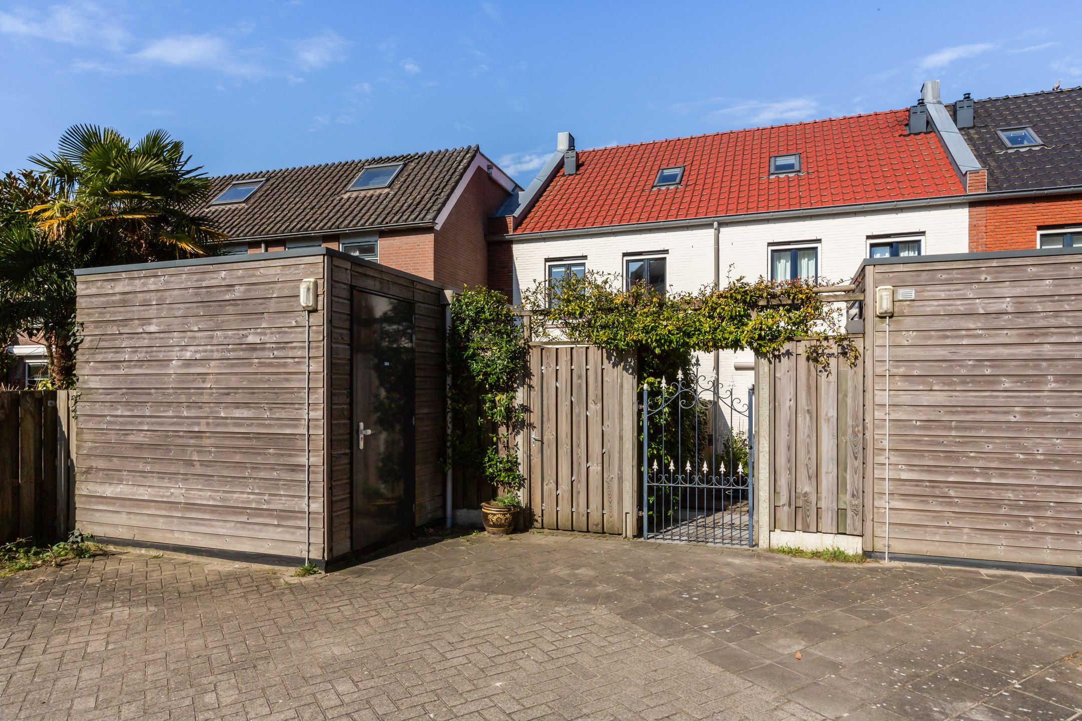 Foto 27 van Hogewalstraat 18-1