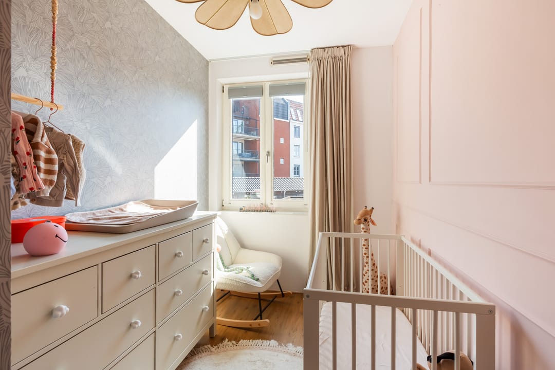 Foto 32 van Hogewalstraat 18-1