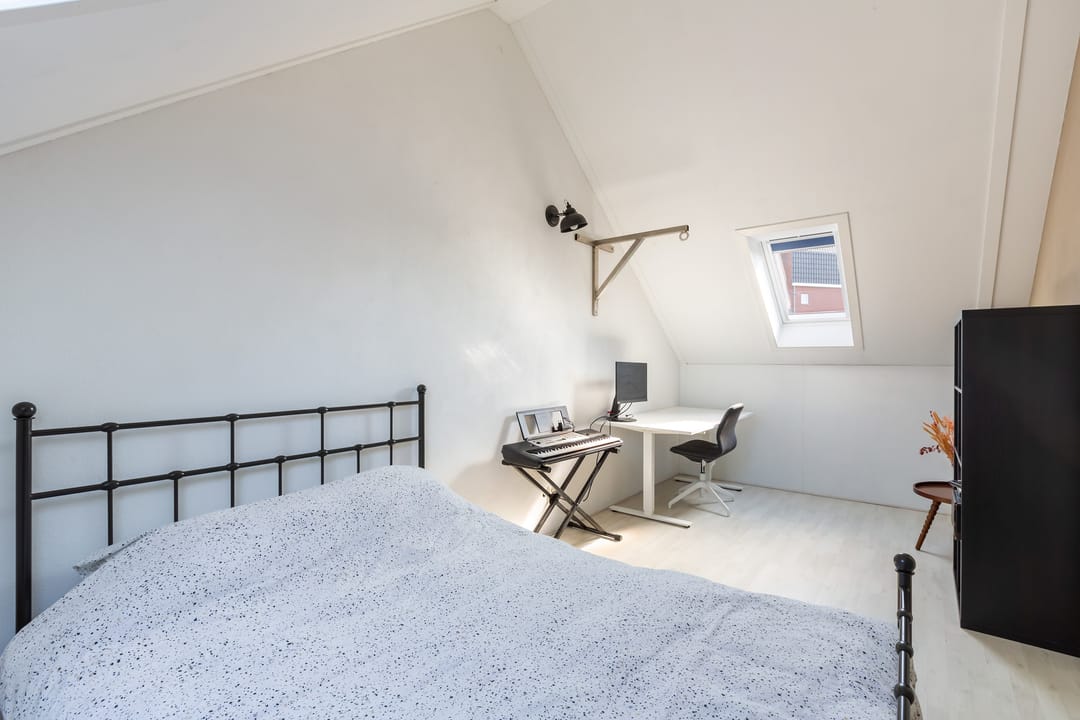 Foto 41 van Hogewalstraat 18-1