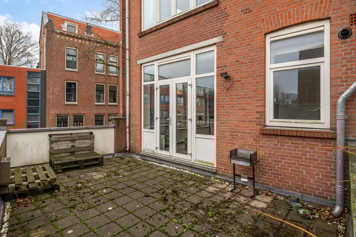 Foto 11 van C.P.Tielestraat 15-B