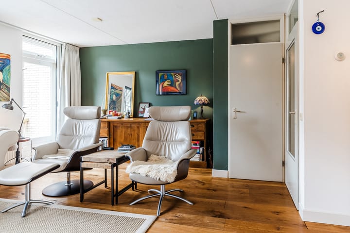 Foto 6 van Akelei 100