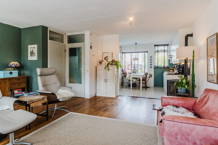 Foto 7 van Akelei 100