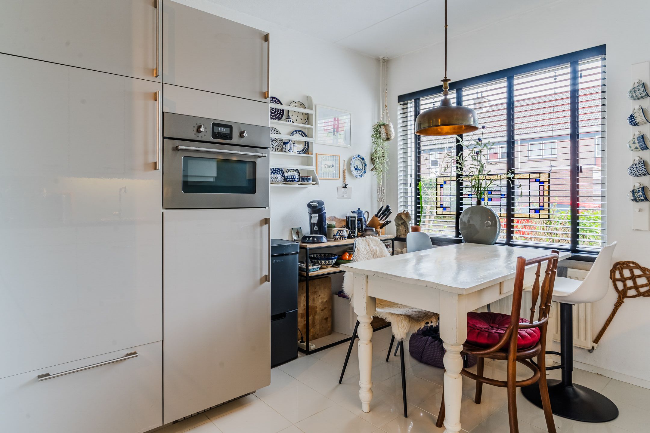 Photo 9 of Akelei 100