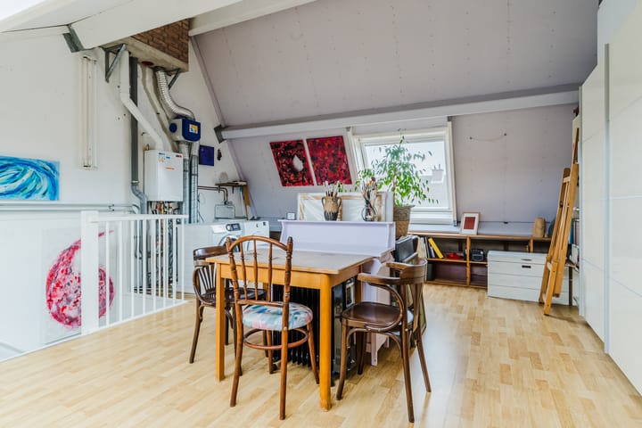 Foto 23 van Akelei 100