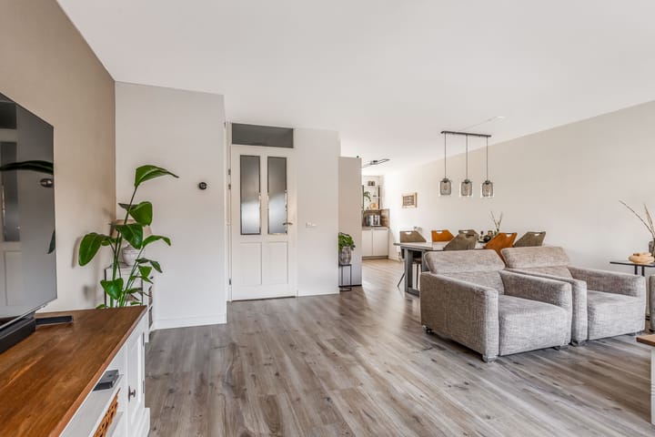 Photo 13 of Passaat 45