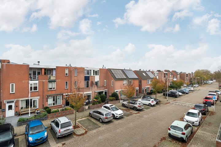 Foto 7 van Hercules 68