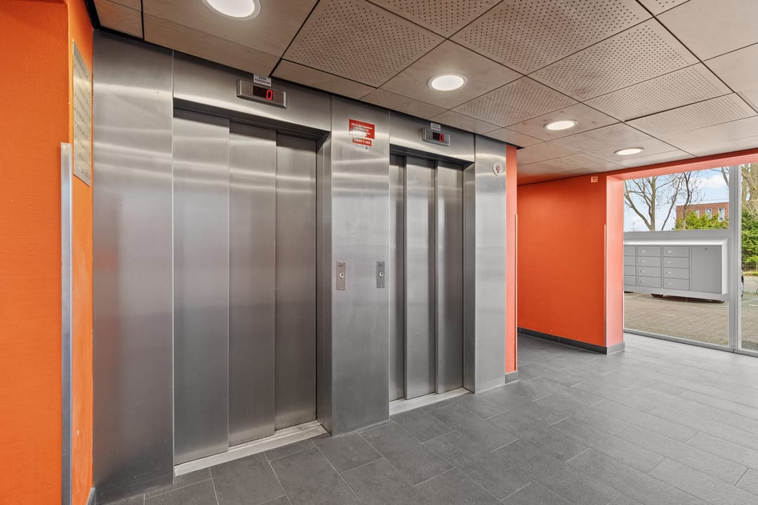 Photo 28 of Middenwetering 301