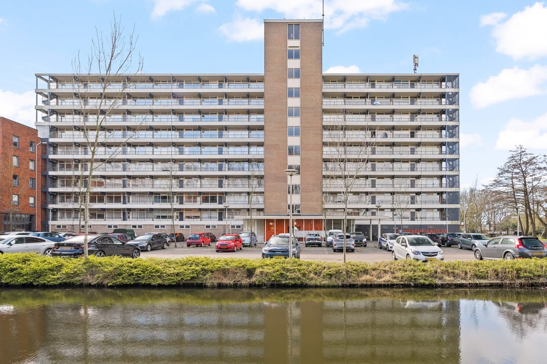 Photo 32 of Middenwetering 301