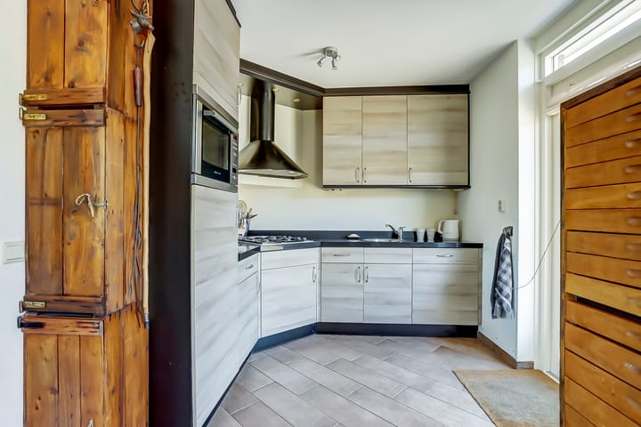 Photo 14 of Brouwerstraat 57-A