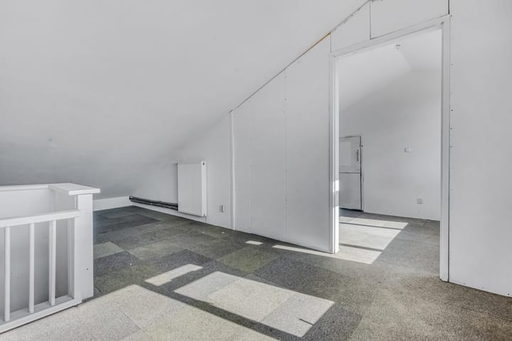 Foto 12 van Paulstraat 5