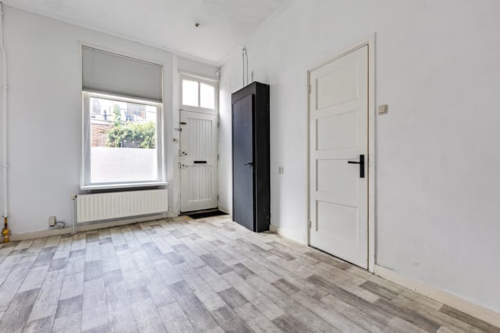 Photo 4 of Eerste Walstraat 26