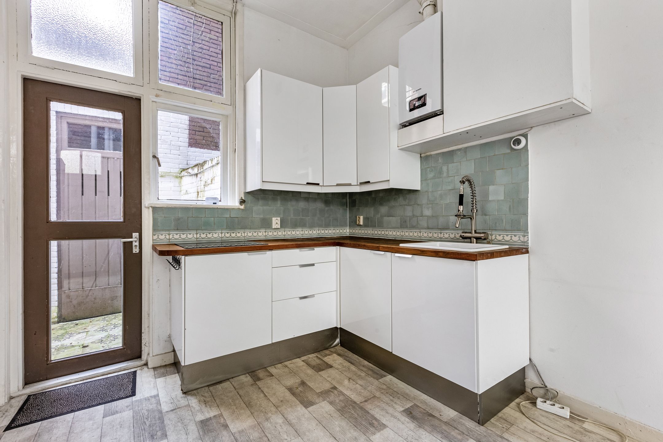 Foto 9 van Eerste Walstraat 26