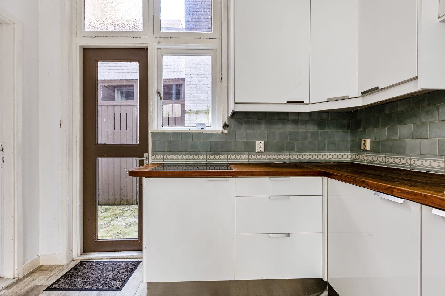 Foto 10 van Eerste Walstraat 26