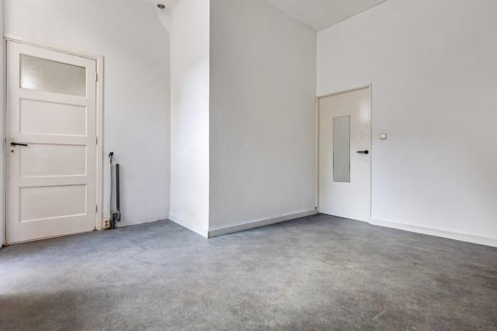 Photo 14 of Eerste Walstraat 26