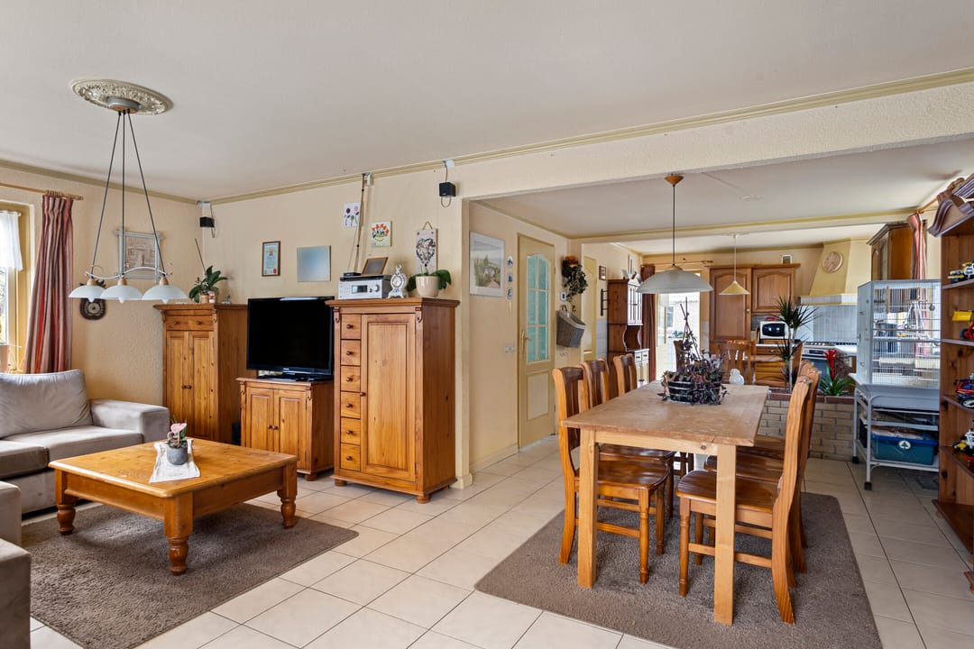 Photo 8 of Waalbandijk 24