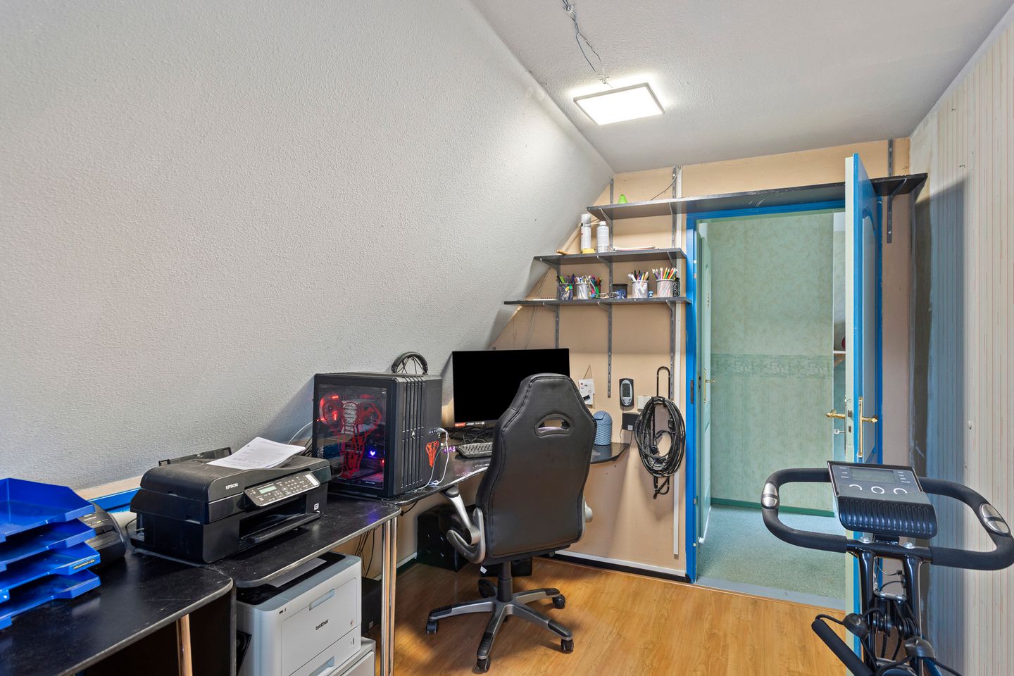 Photo 20 of Waalbandijk 24