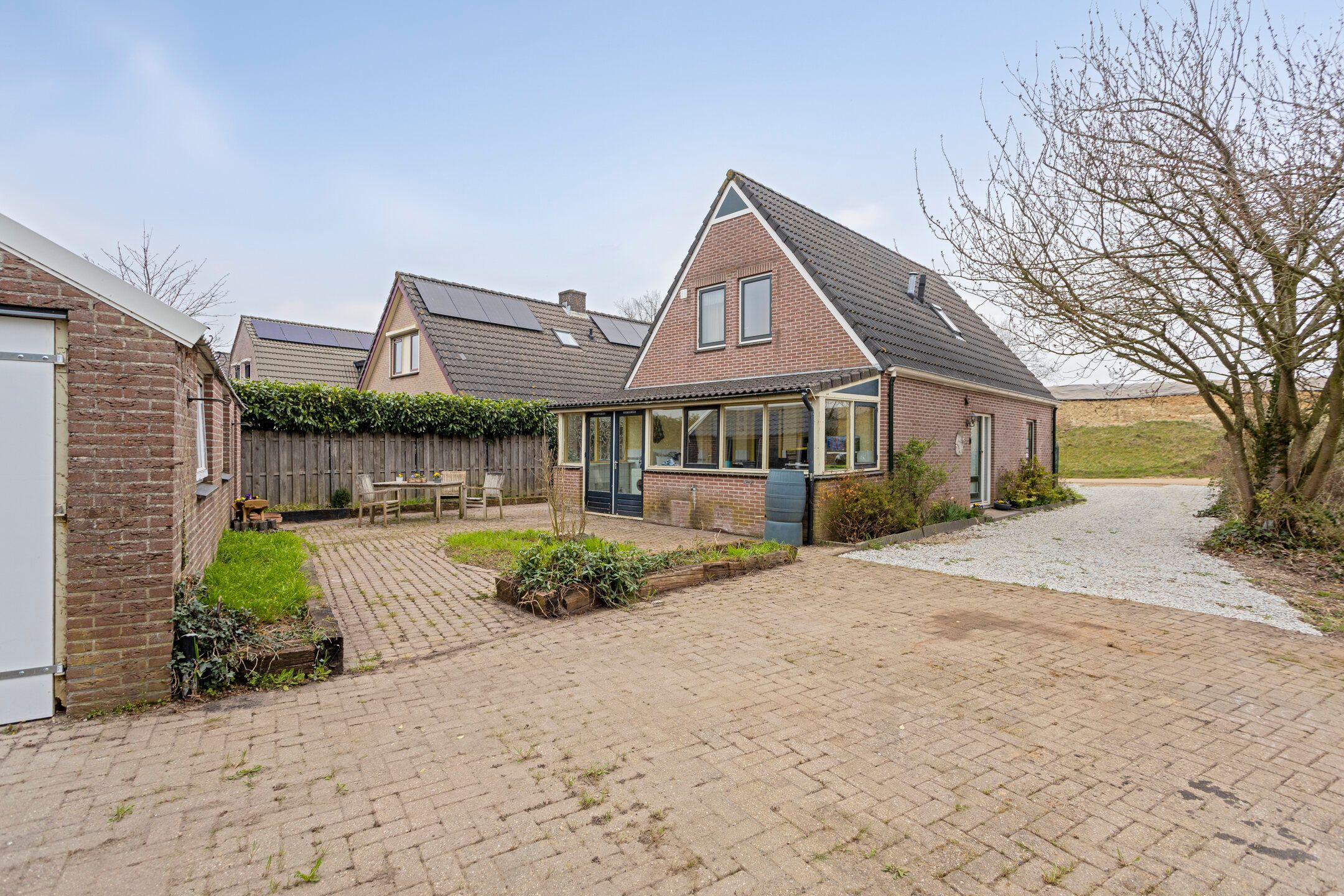 Photo 24 of Waalbandijk 24