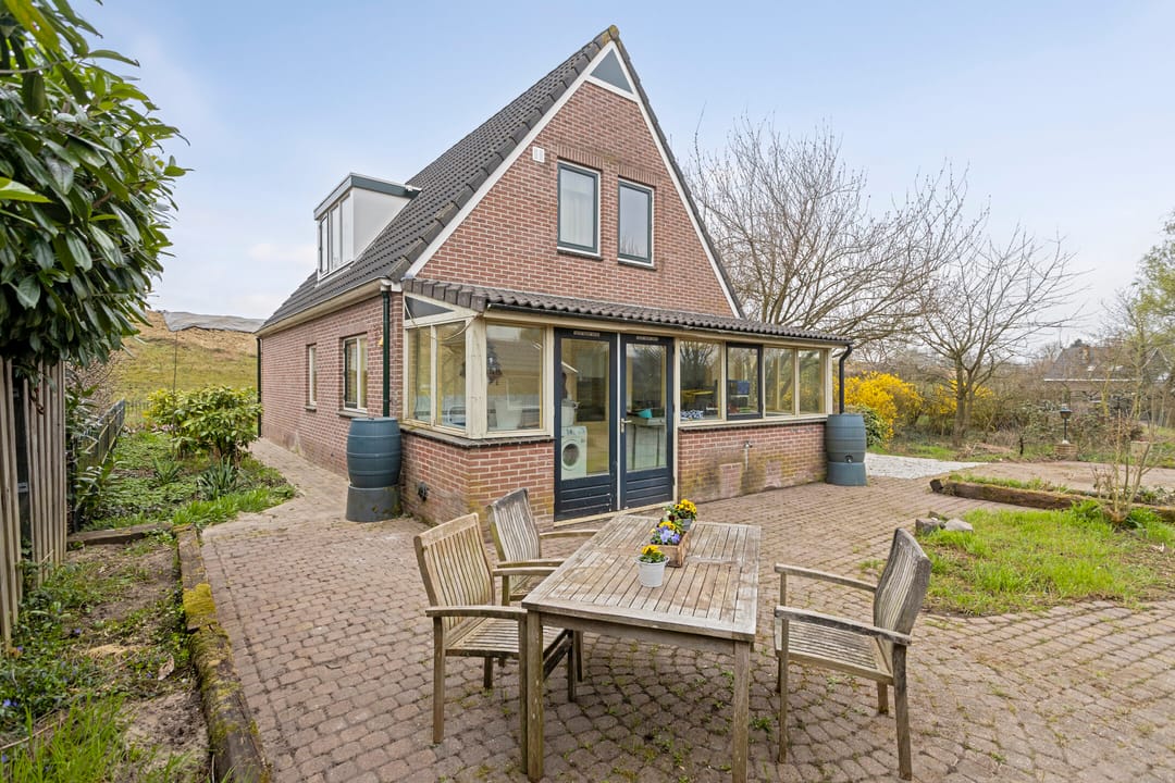 Photo 1 of Waalbandijk 24