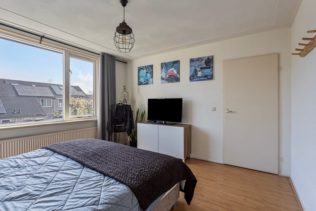 Foto 17 van Saturnusstraat 18