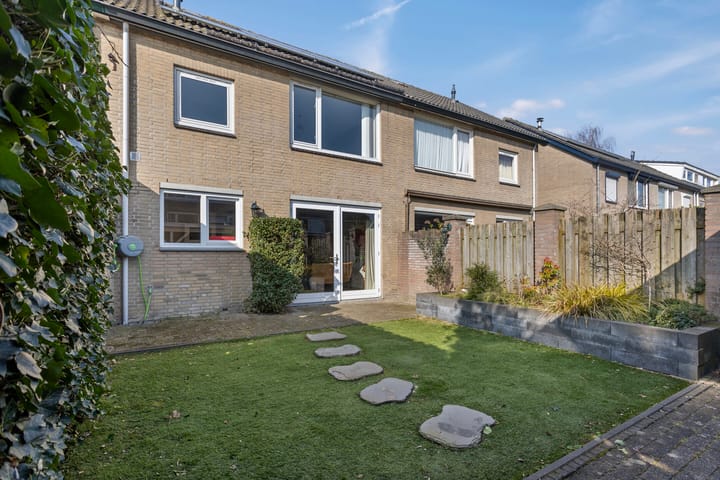 Foto 27 van Saturnusstraat 18