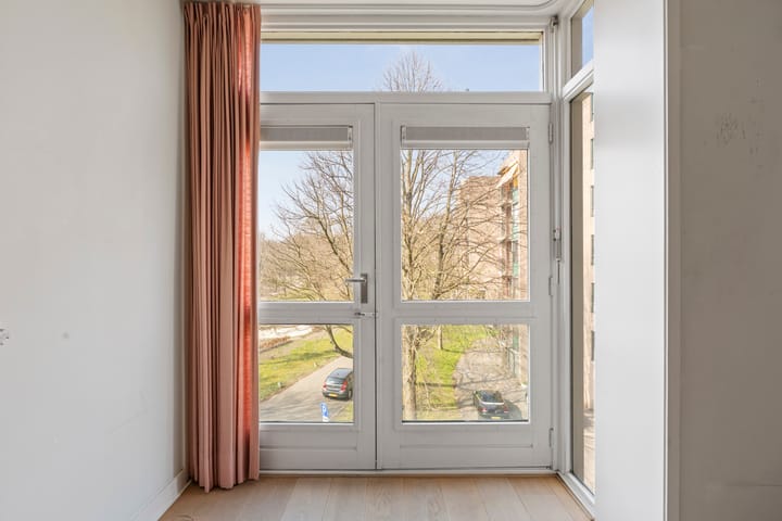 Photo 6 of Dompvloedslaan 3-C