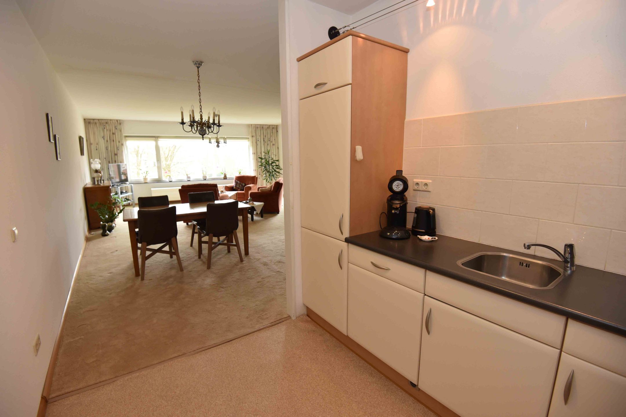 Foto 18 van Burgemeester Weertslaan 8