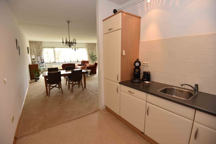 Foto 18 van Burgemeester Weertslaan 8