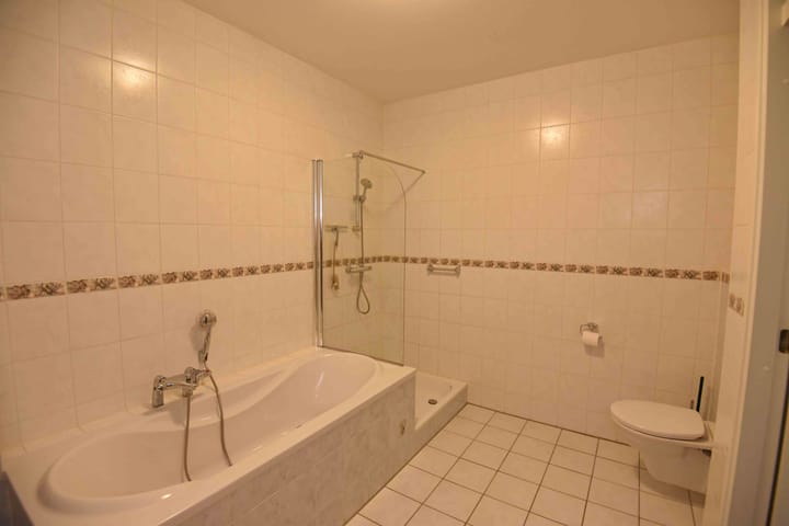 Foto 25 van Burgemeester Weertslaan 8