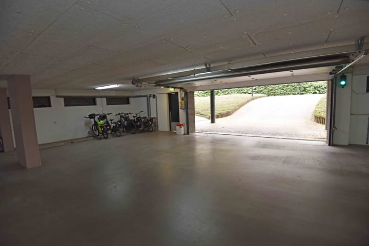 Foto 28 van Burgemeester Weertslaan 8