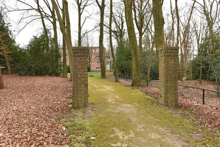 Foto 34 van Burgemeester Weertslaan 8