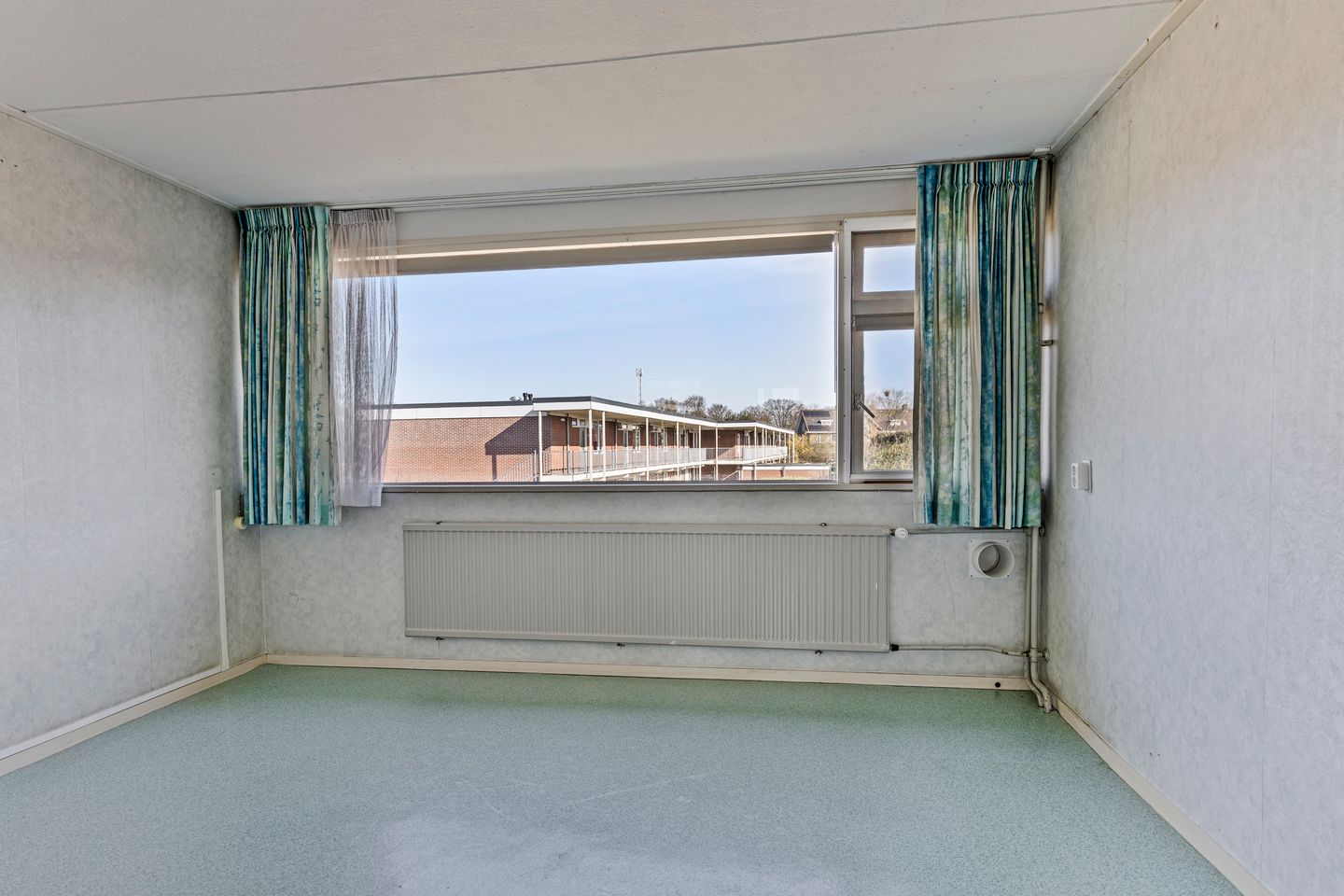 Photo 14 of Tubantenstraat 1