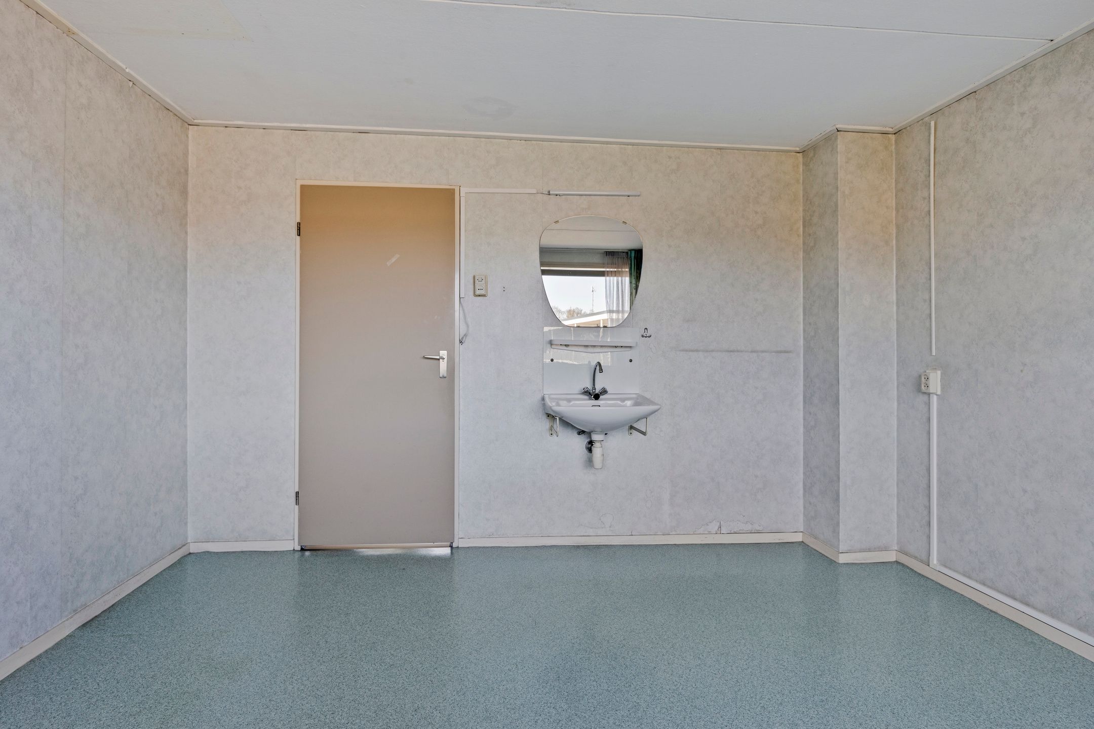 Photo 15 of Tubantenstraat 1