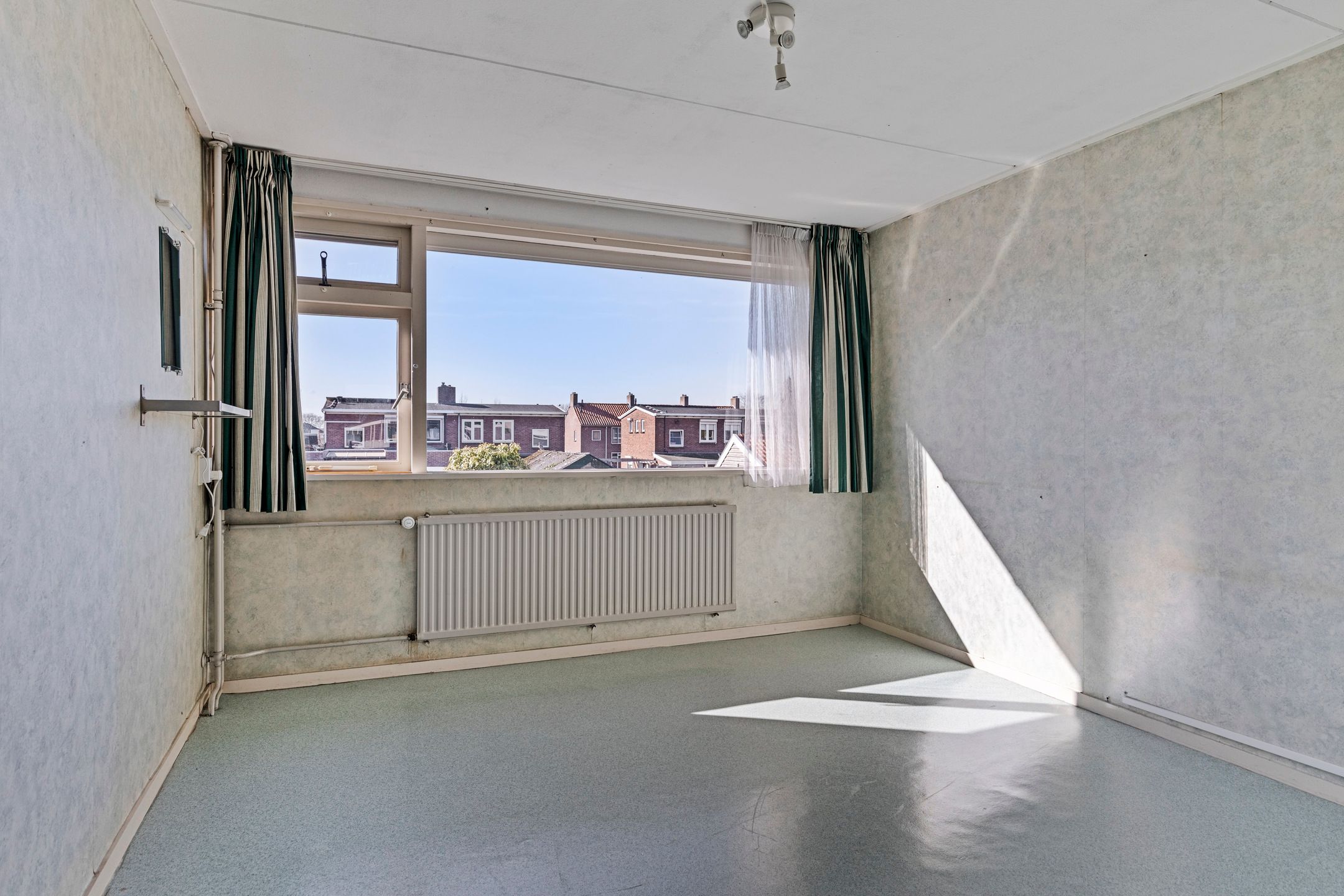 Photo 18 of Tubantenstraat 1