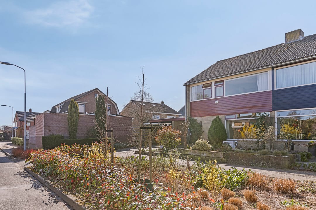 Photo 37 of Tubantenstraat 1