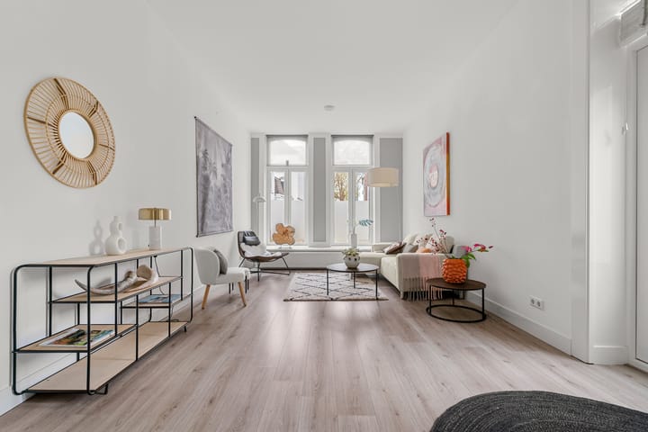 Foto 3 van Karel van Gelderstraat 1