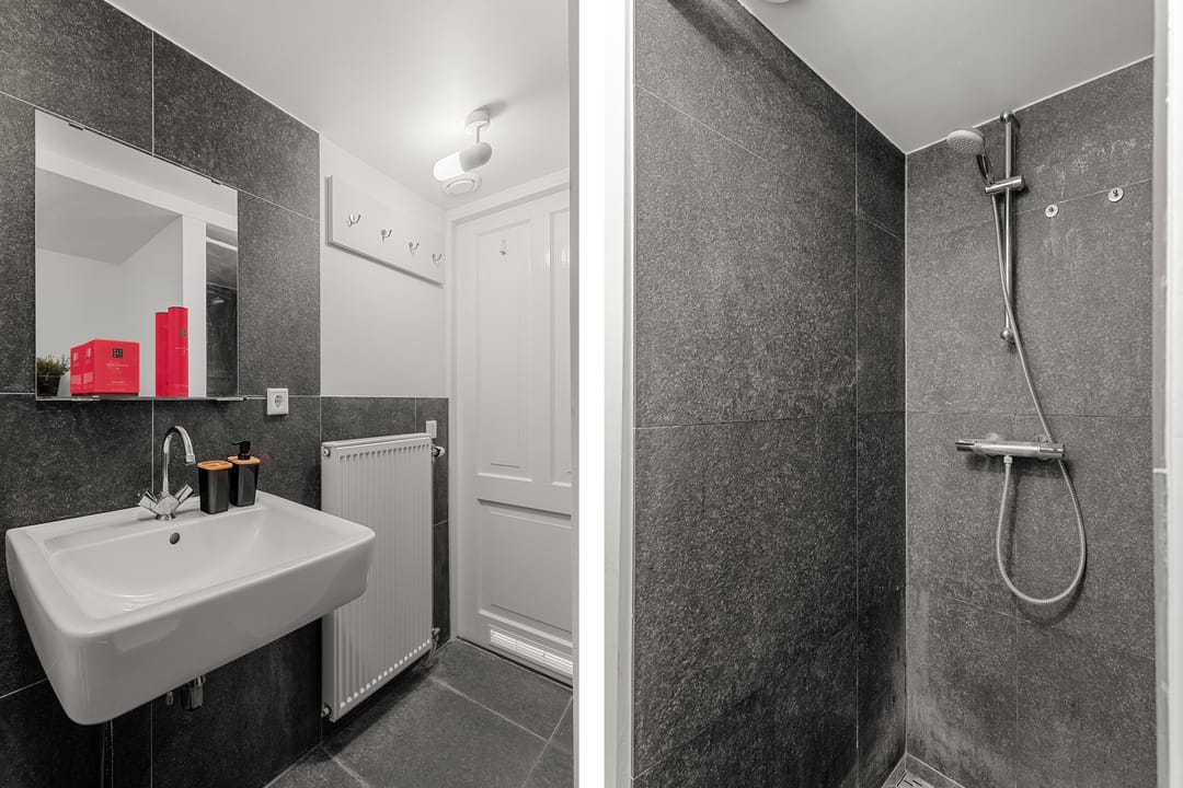 Photo 22 of Karel van Gelderstraat 1