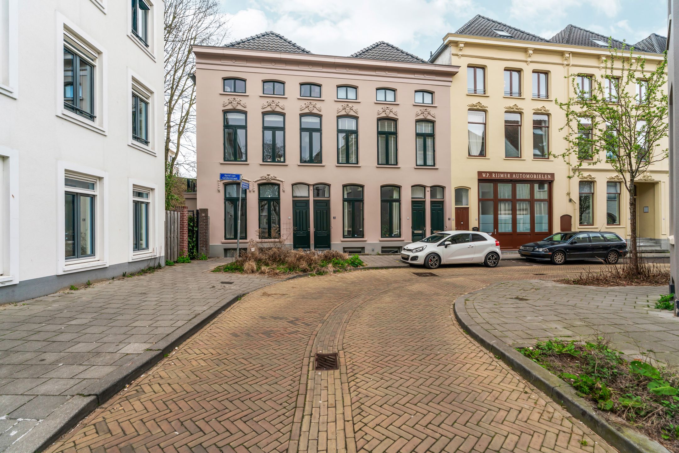 Photo 33 of Karel van Gelderstraat 1