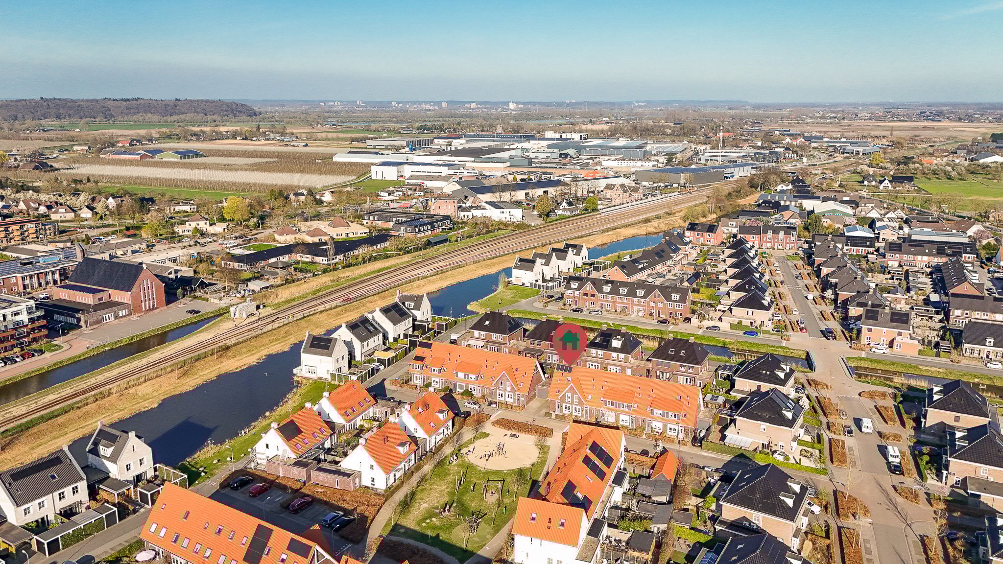 Foto 30 van Dominee J T Doornenbalstraat 14