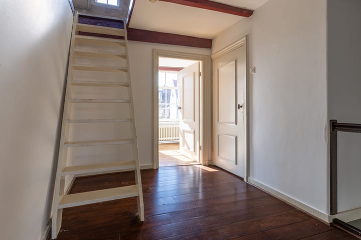 Photo 39 of Kloosterstraat 6