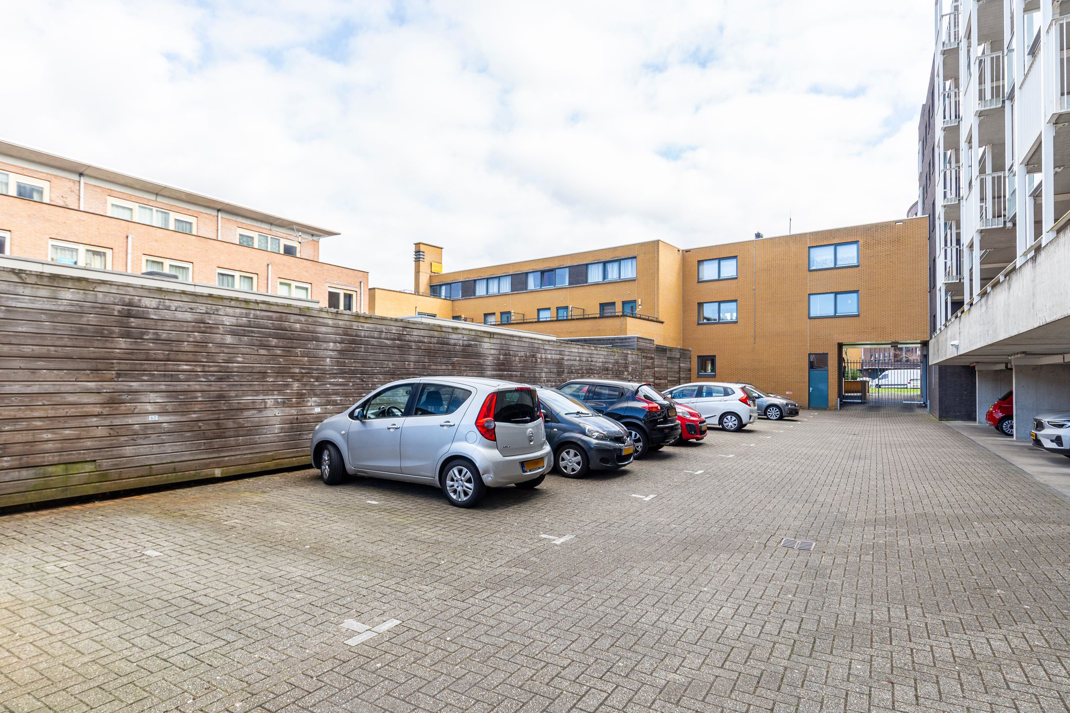 Foto 27 van Laan van Wateringse Veld 1452