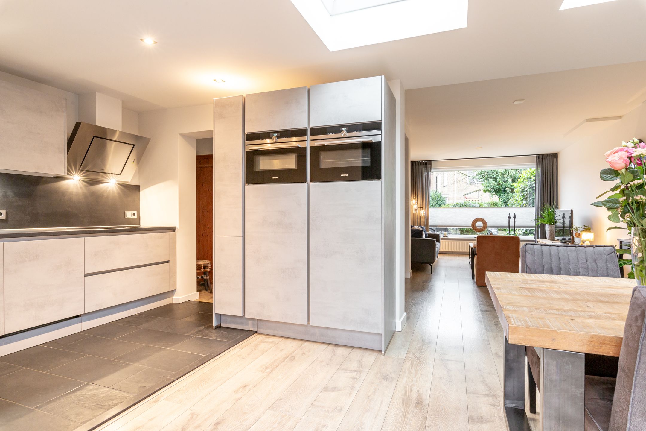 Foto 12 van Middenlaan 5