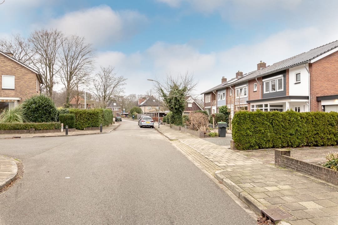 Foto 31 van Middenlaan 5