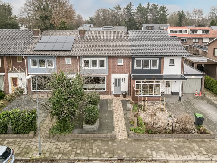 Foto 33 van Middenlaan 5