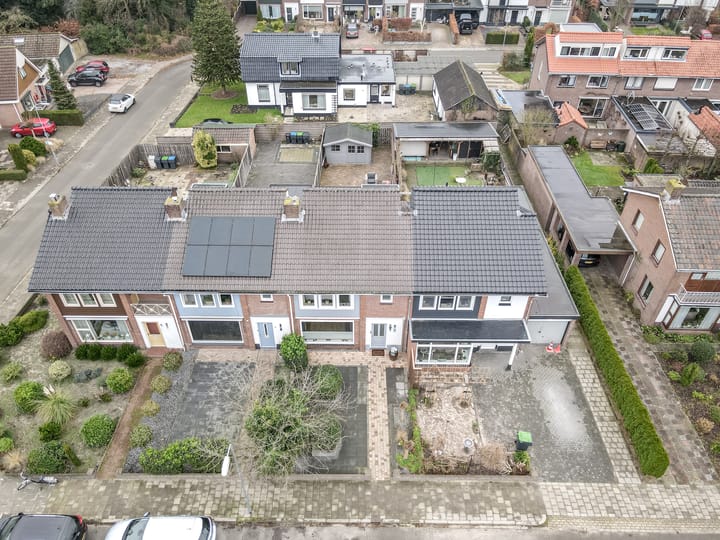 Foto 34 van Middenlaan 5